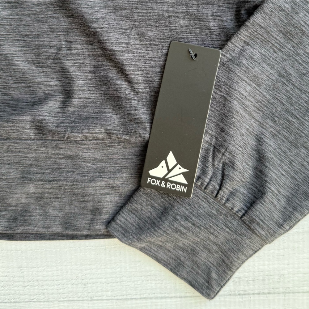 NWT Fox & Robin Women's Gray Crop Hoodie Size S - Picture 2 of 9